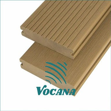 Ārējais kokmateriālu izskats WPC terases ieklāšana